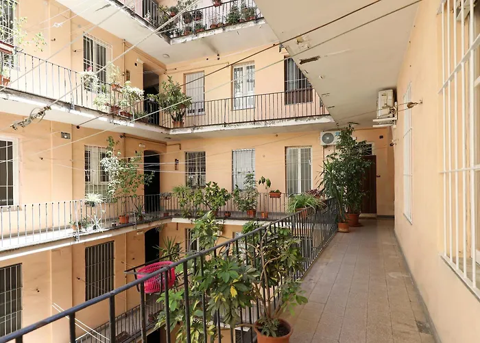 23 Free Trastevere Apartment Rom